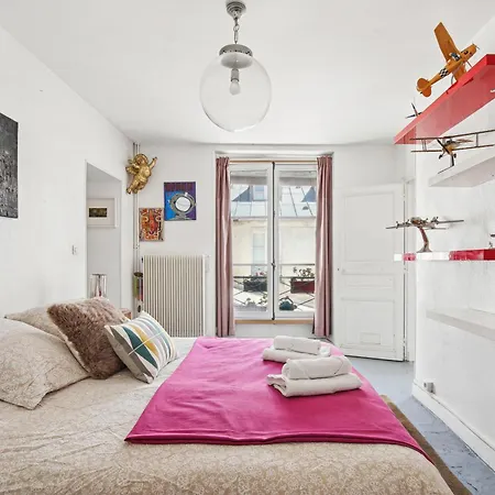 Appartamento Pour 4 Personnes Dans Le Marais By Weekome Parigi