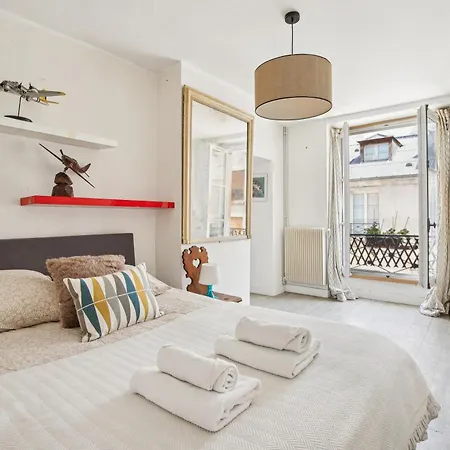 Pour 4 Personnes Dans Le Marais By Weekome Appartamento