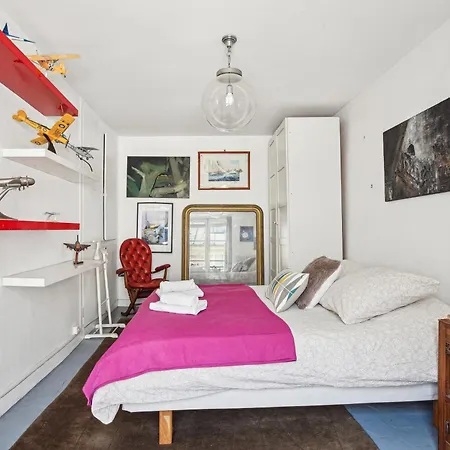 Pour 4 Personnes Dans Le Marais By Weekome